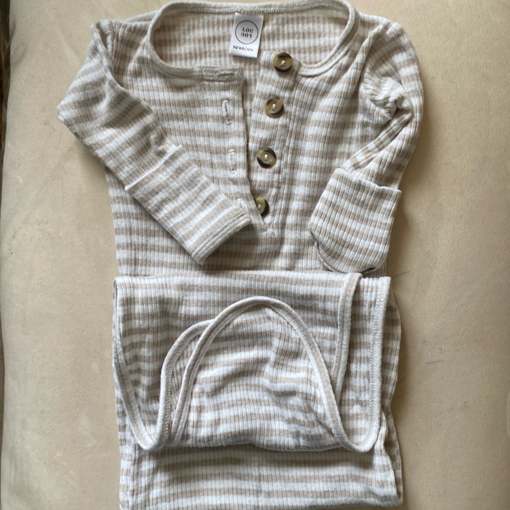 Lou Lou and company knotted gown Indy print size newborn